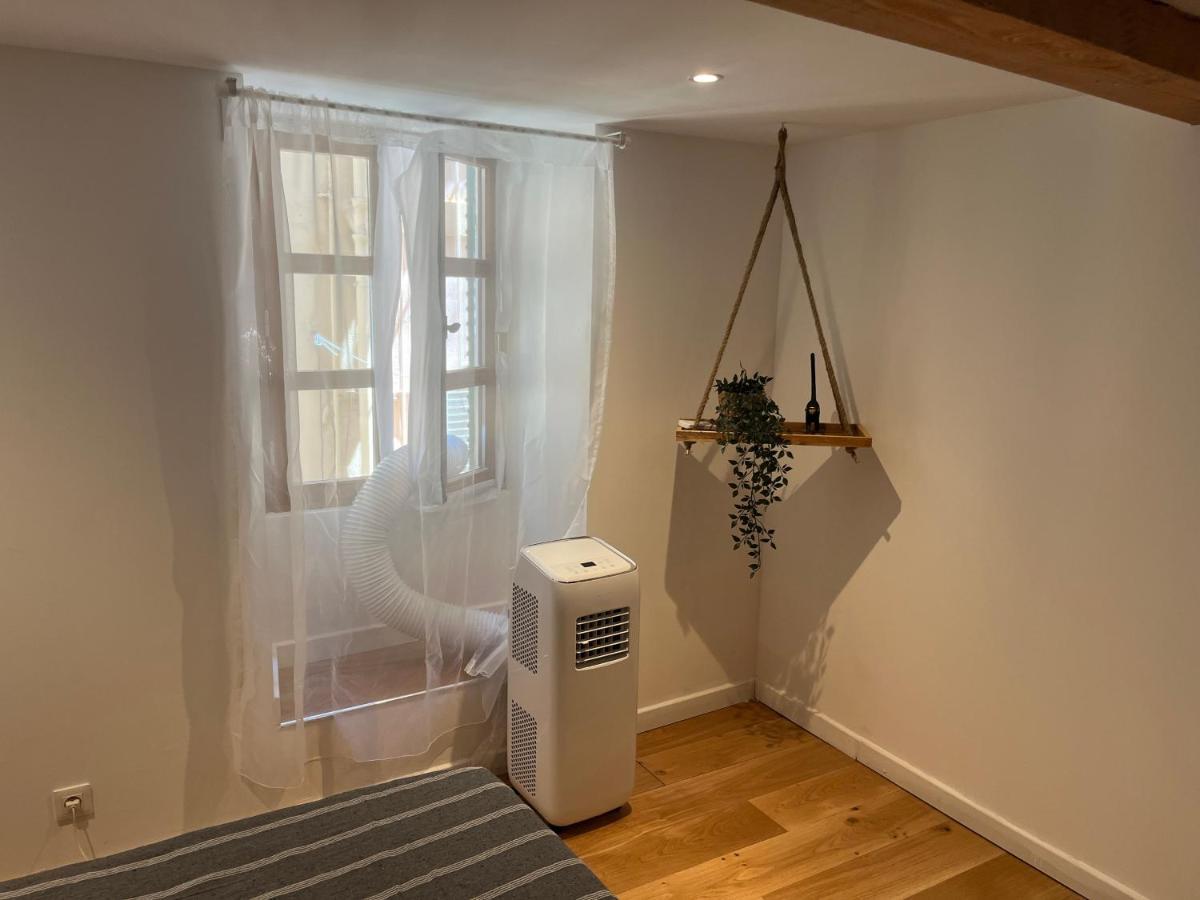 Apartamento Historical Rue Longue Menton Exterior foto