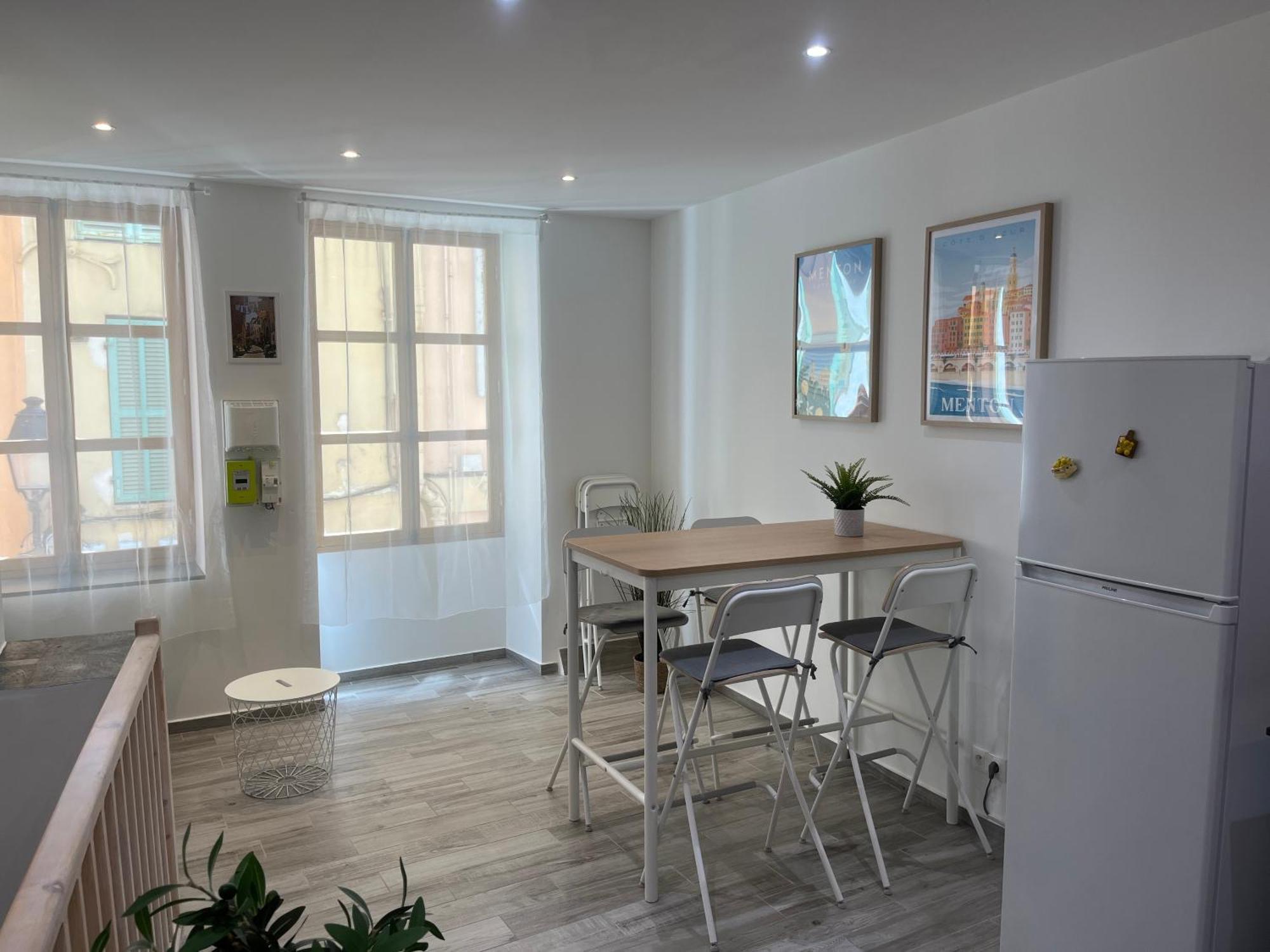 Apartamento Historical Rue Longue Menton Exterior foto